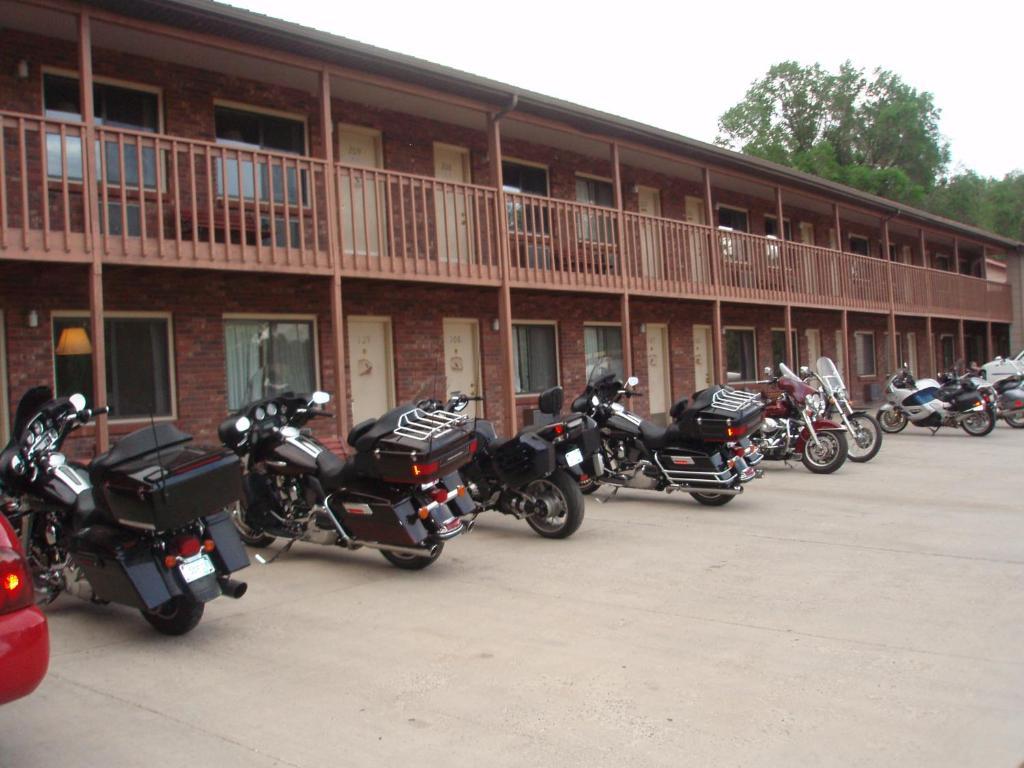 Hotchkiss Inn Motel Exterior photo